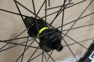 SOLO Rueda Delantera 27.5" MAVIC E-DEEMAX S 35