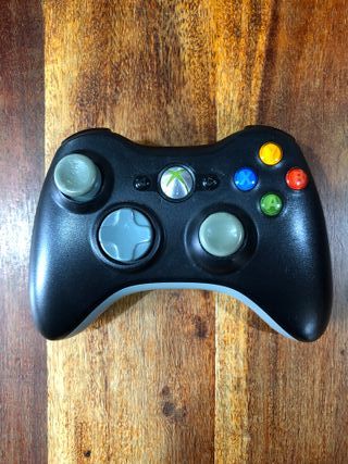 Controller Xbox 360 con batteria ricaricabile