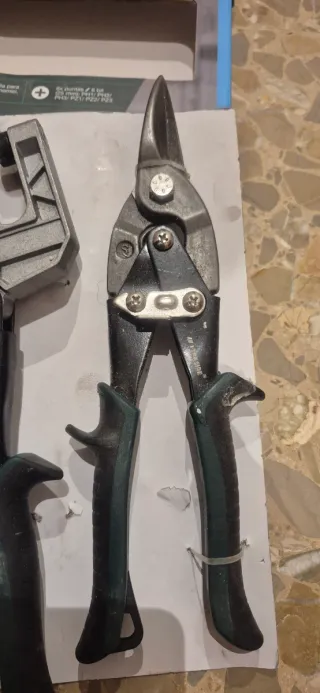 Kit Parkside Pladur: Punzonadora y Tijeras