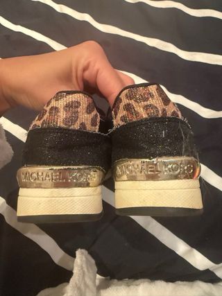 Calzado niña Michael Kors