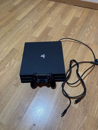 Ps4 Pro Sony Negra + Mando y 2 juegos