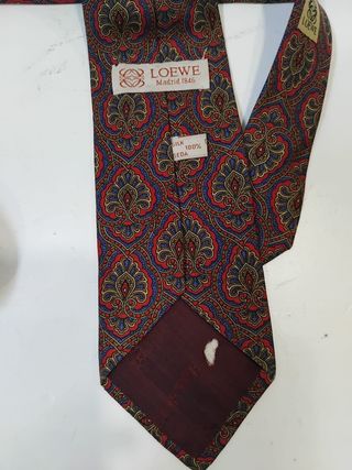Elegante corbata Loewe seda vintage