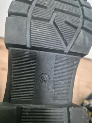 Botines niña negros talla 34 usado 1 sola vez