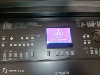 Piano Digital Yamaha DGX-650