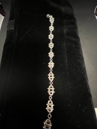 Pulsera de plata con eslabones