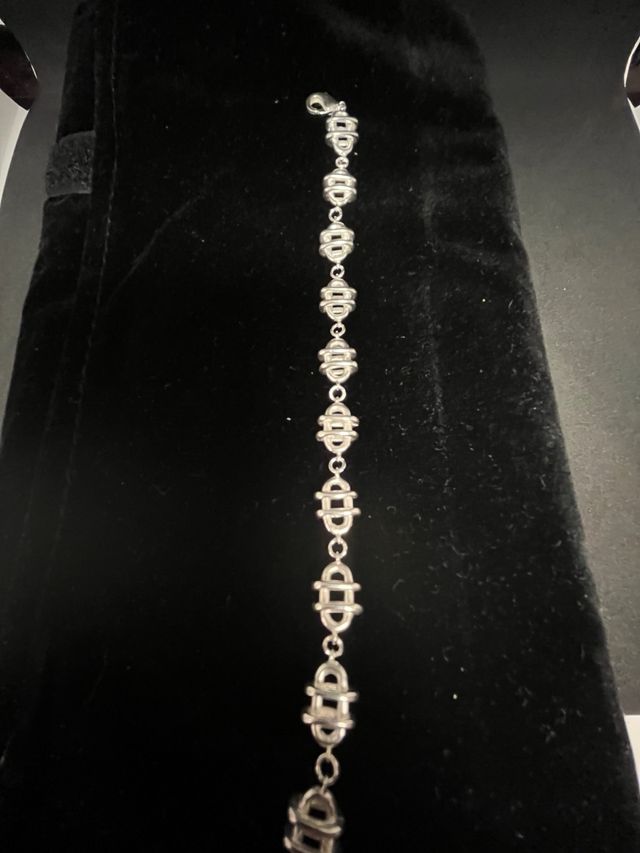 Pulsera de plata con eslabones