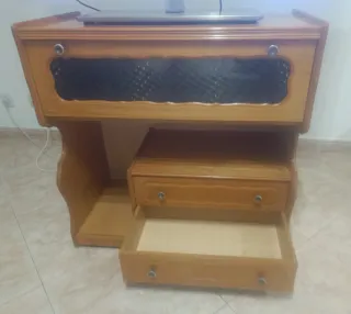 Mueble TV de madera maciza