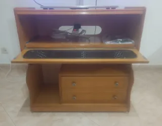 Mueble TV de madera maciza