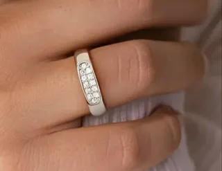 Anillo Plata de Ley y Circonitas