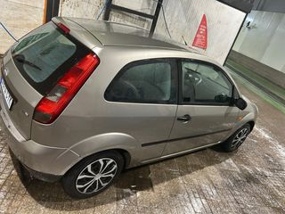 Ford Fiesta 2004
