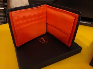 Portafoglio TEEHON nero con portachiavi