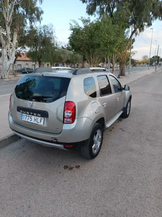 Dacia Duster 2012