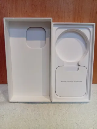 Scatola per IPHONE 15 PRO