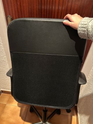 Silla de escritorio giratoria negra