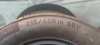 Pack 4 gomas, 50€ cada una.