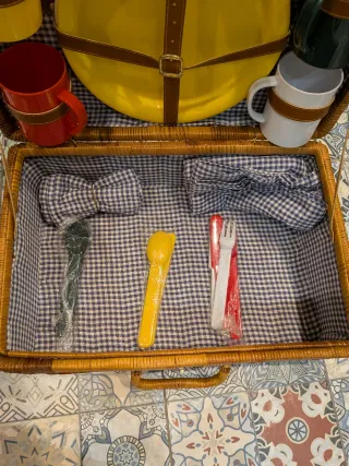 Cesta de picnic de bambú y mimbre