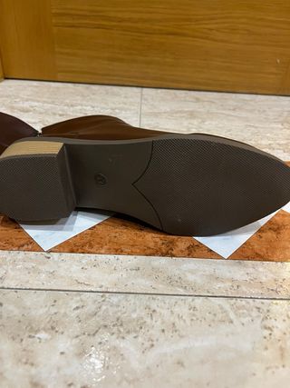 Botines marrones forrados tacón 2cm