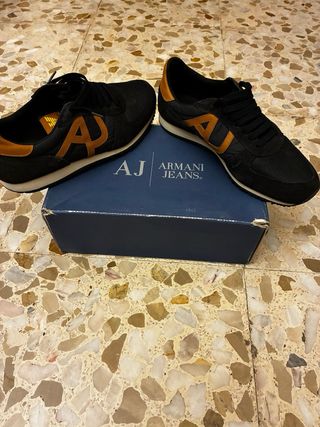 Zapatillas Armani Jeans Talla 43 ( TALLA GRANDE )