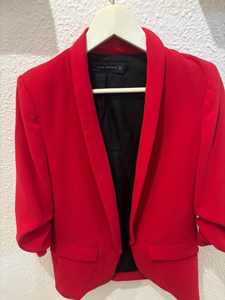 Blazer Zara Rojo Talla S