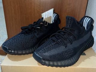 Adidas Yeezy Boost 350 V2 Onyx