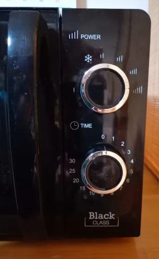 Microondas Orbegozo Negro Brillante! COMO NUEVO!!