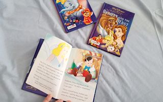 VARIOS LIBROS DISNEY EN INGLES