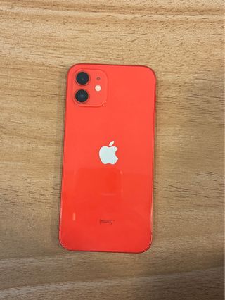 iPhone 12 Rosso con custodia in regalo