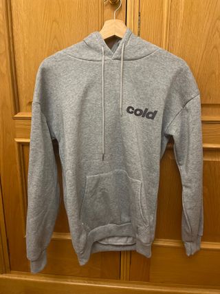 Sudadera gris con logo cold talla S