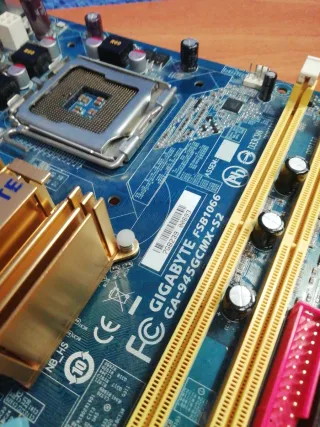 Placa Base Gigabyte GA-9450CMX-S2