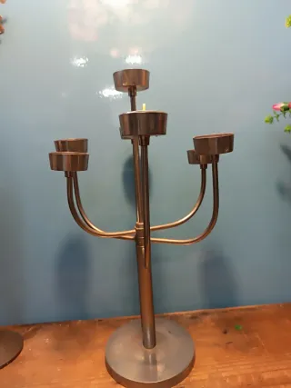 Candelabro antiguo de metal de 7 velas movible