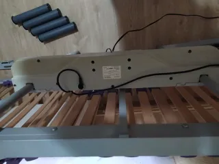 Cama articulada metálica y madera