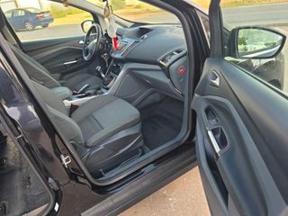 Ford Grand C-MAX 2011