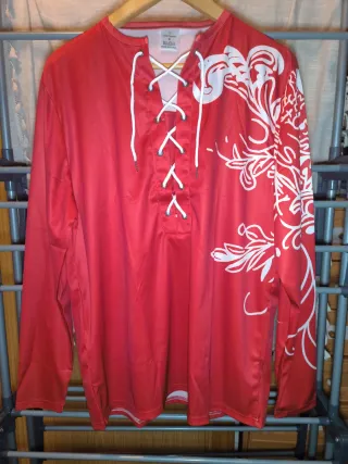 Blusa Roja con Estampado Blanco Talla L