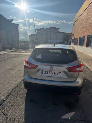 Nissan Qashqai 2014