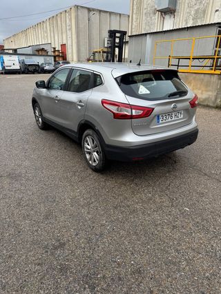 SOLO 148000 km Nissan Qashqai diesel 2014