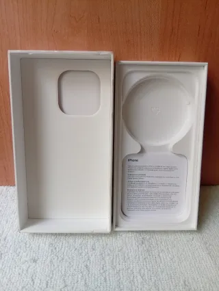 Scatola per iPhone 15 Pro