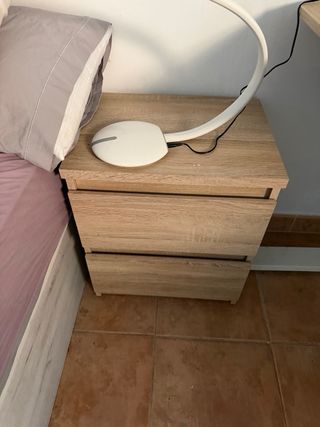 habitación completa cajonera mesita y cama canapé