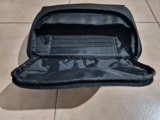 Borsa/Custodia Multifunzione Nera