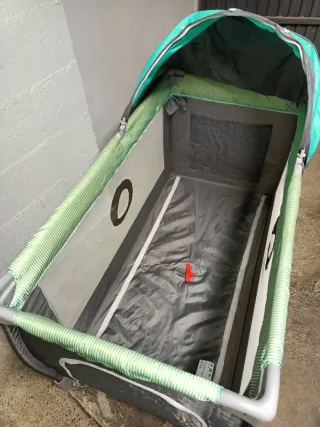 Cuna de viaje plegable