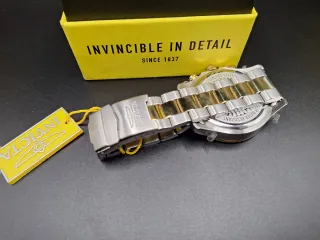 Invicta Specialty 14876 Negro y Dorado