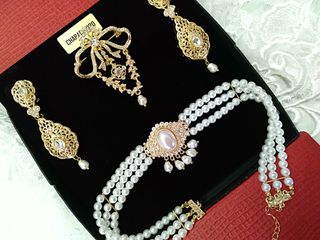 Aderezos de fallera perlas en oro estrenar