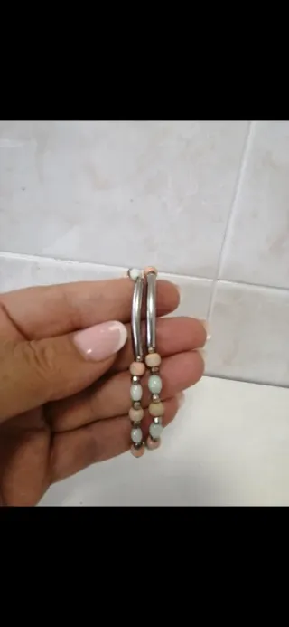 6 pcs Pulseras de cuentas y perlas