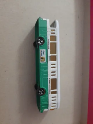 Autocarro Majorette miniatura