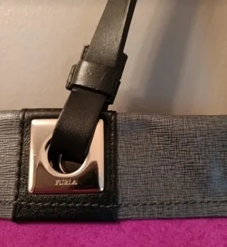 Bolso Furla Reversible en piel gris y ante fucsia