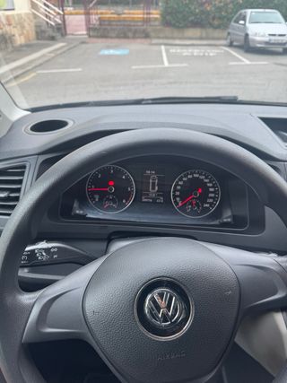 Volkswagen Transporter T6 2016