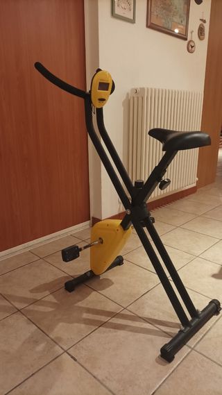 Cyclette pieghevole