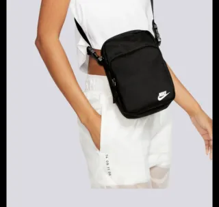 Borsa a tracolla Nike nera