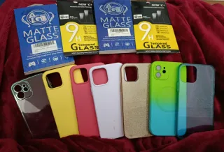 Fodere iPhone 12 + Protezioni per lo schermo