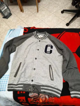 Felpa Champion invernale grigia e nera