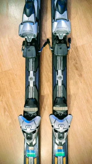 Esquís HEAD i. C 300 177 cm.